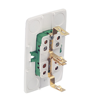 Розетка Hegel Alfa накладная белая с изолирующей пластиной (РА16-153)