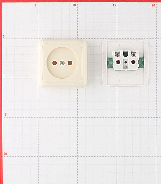 Розетка Hegel Alfa накладная слоновая кость (РА16-103-01)