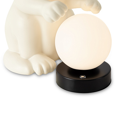 Настольный светильник Freya FR5607TL-01W