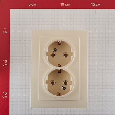 Розетка Svet встраиваемая бежевая (0216-00301)