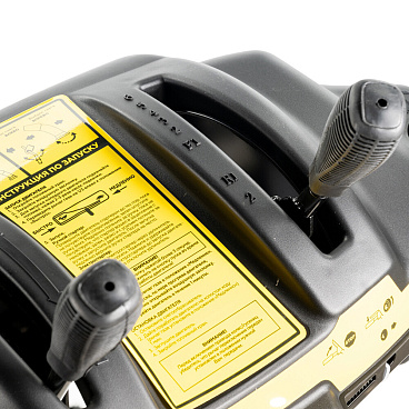 Снегоуборщик бензиновый Champion 610 мм 7 л.с. с зимним двигателем (ST761E)