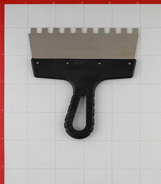 Шпатель зубчатый 200х10 мм с пластиковой ручкой (131150)