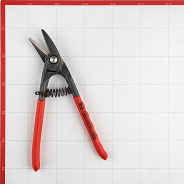 Ножницы по металлу NWS 250 мм правые фигурно-пробивные (061R-12-250)