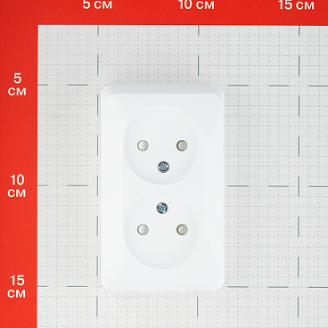 Розетка Systeme Electric Этюд накладная белая со шторками (PA16-006B)
