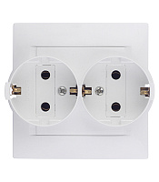 Розетка Simon 15 встраиваемая белая (1590459-030)