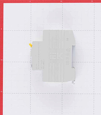 УЗО IEK Karat ВД1-63 25А 1P+N тип AC 30 мА 4,5 кА (MDV10-2-025-030)