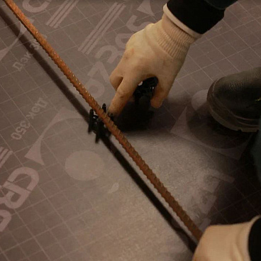 Фанера ламинированная 18х2440х1220 мм сорт F1/F1