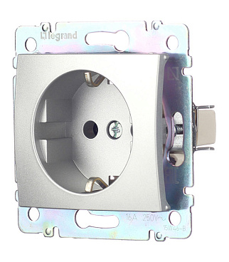 Розетка Legrand Valena встраиваемая алюминий (694342)