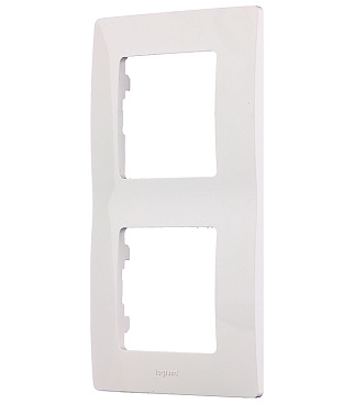 Рамка Legrand Etika двухместная белая (672502)