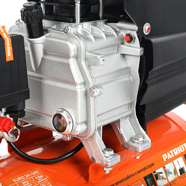 Компрессор масляный Patriot (525306365) EURO 24-240 24 л 1,5 кВт