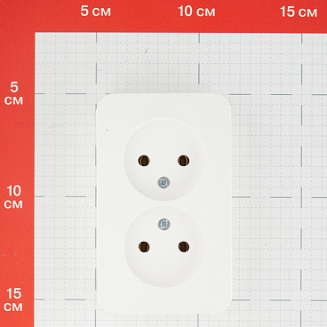 Розетка Systeme Electric Blanca накладная молочная (BLNRA000212)