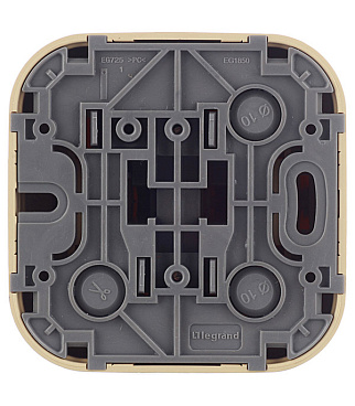 Выключатель Legrand Quteo одноклавишный накладной дерево (782260)