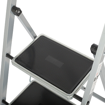 Стремянка стальная 3 ступени 200 мм 0,68 м Zalger