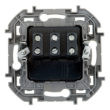 Выключатель Legrand Inspiria трехклавишный встраиваемый слоновая кость (673541)