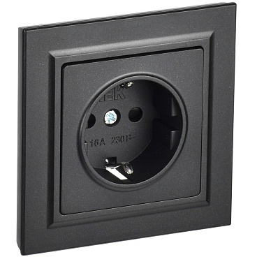 Розетка IEK Brite встраиваемая черная с заземлением со шторками (BR-R14-16-K02-F)