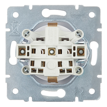 Розетка Lezard Karina встраиваемая белая (707-0288-122B)