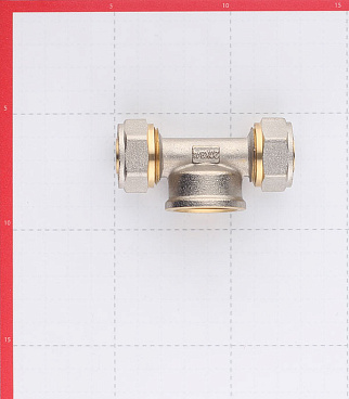 Тройник 20 обж(ц) х 3/4 ВР(г) х 20 обж(ц)