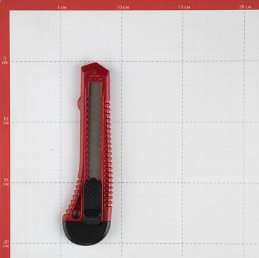 Нож строительный 18 мм с сегментированным лезвием пластиковый корпус