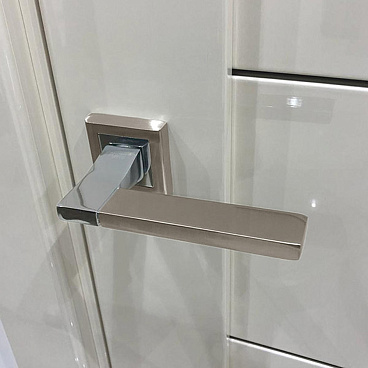 Ручка дверная Punto Tech квадратная розетка матовый никель/хром