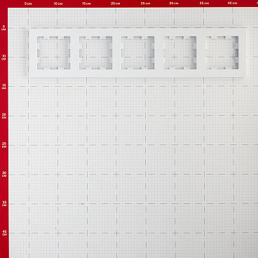 Рамка Systeme Electric AtlasDesign пятиместная белая (ATN000105)