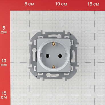 Розетка Legrand Inspiria встраиваемая алюминий (673722)