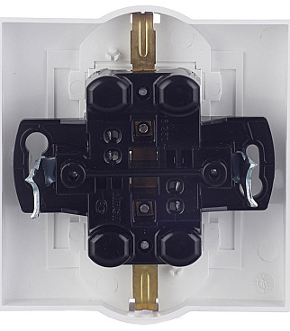 Розетка Simon 15 встраиваемая белая (1590459-030)