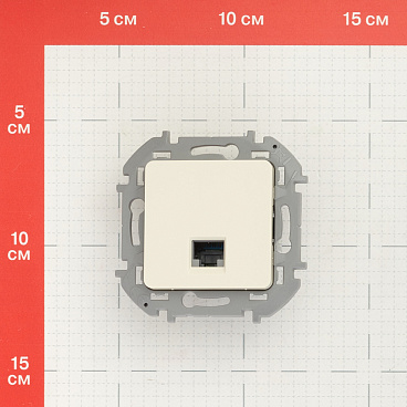 Розетка компьютерная Legrand Inspiria встраиваемая слоновая кость RJ45 (673826)