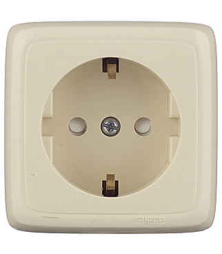 Розетка Hegel Alfa накладная слоновая кость со шторками (РА16-114-01)