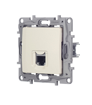 Розетка компьютерная Legrand Etika встраиваемая слоновая кость RJ45 (672341)