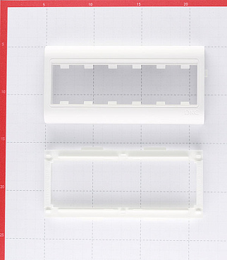 Рамка для кабель-канала 80х40/60 мм DKC Viva белая 6 модулей (10343)