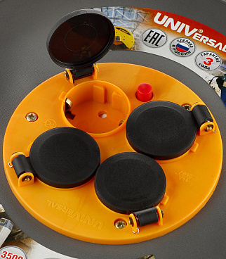 Удлинитель UNIVersal с заземлением 30 м на катушке 3,5 кВт 4 розетки ПВС 3х1,5 кв.мм IP44