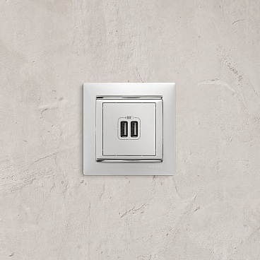 Розетка USB Legrand Valena встраиваемая белая 2хUSB-A (694370)