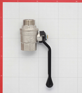 Кран шаровой латунный Bugatti 1 ВР(г) х 1 НР(ш) ручка прямой (03050213)