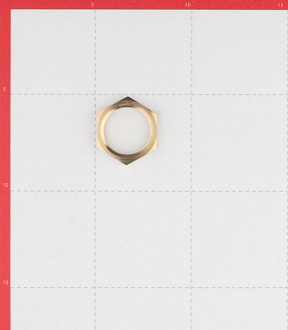 Контргайка 3/4 ВР(г) латунная