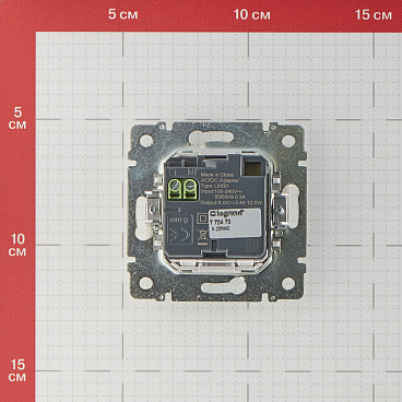 Розетка USB Legrand Valena встраиваемая белая 2хUSB-A (694370)