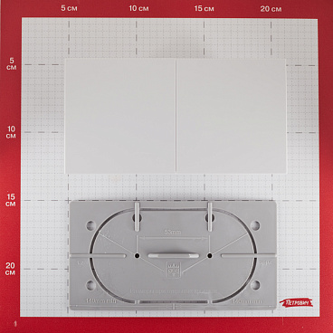 Розетка Systeme Electric AtlasDesign встраиваемая белая со шторками со сдвижными крышками (ATN000128)