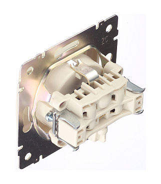 Розетка Legrand Valena встраиваемая слоновая кость (695612)