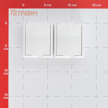 Розетка Simon 15 Aqua накладная белая со шторками с крышкой (1594443-030)