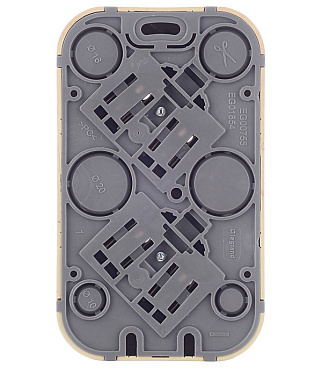 Розетка Legrand Quteo накладная дерево (782281)