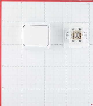 Выключатель Systeme Electric Этюд одноклавишный накладной белый (BA10-001b)