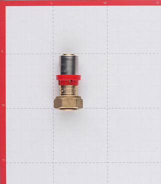 Соединитель прямой Tiemme с накидной гайкой под евроконус 16(пресс) х 1/2 ВР(г)