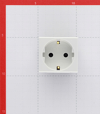 Розетка для кабель-канала DKC Viva белая со шторками 2 модуля (45005)