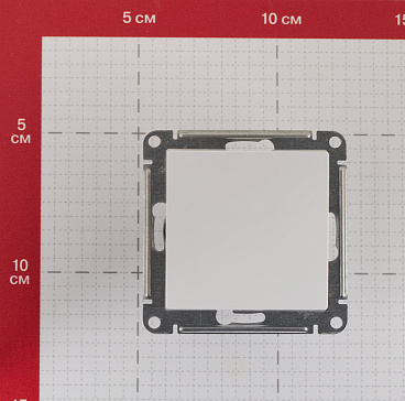 Выключатель Systeme Electric AtlasDesign одноклавишный встраиваемый белый (ATN000111)