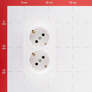 Розетка Legrand Quteo накладная белая (782237)