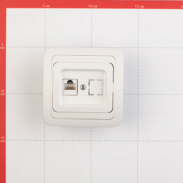 Розетка компьютерная Makel Mimoza встраиваемая белая RJ45 (12035)