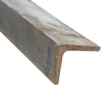 Уголок горячекатаный 63х63х5 мм 3 м