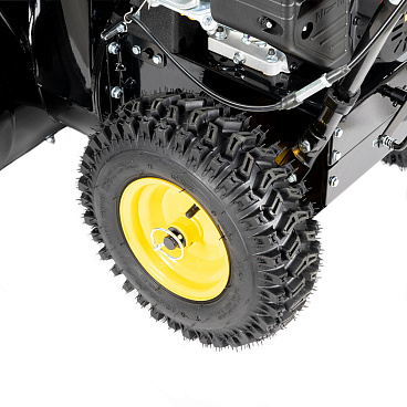 Снегоуборщик бензиновый Champion 610 мм 7 л.с. с зимним двигателем (ST761E)