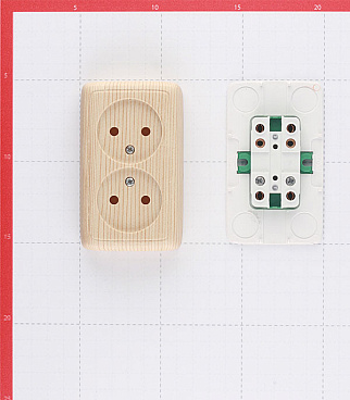 Розетка Hegel Alfa накладная сосна (РА16-143-02)