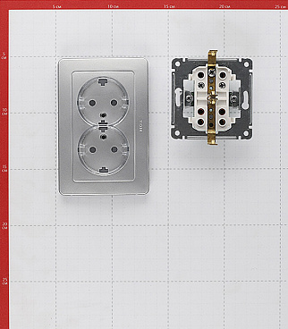 Розетка Hegel Master встраиваемая серебро (РС16-381-06)