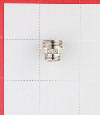 Ниппель переходной Valtec 3/4 НР(ш) х 1/2 НР(ш) латунный (VTr.580.N.0504)